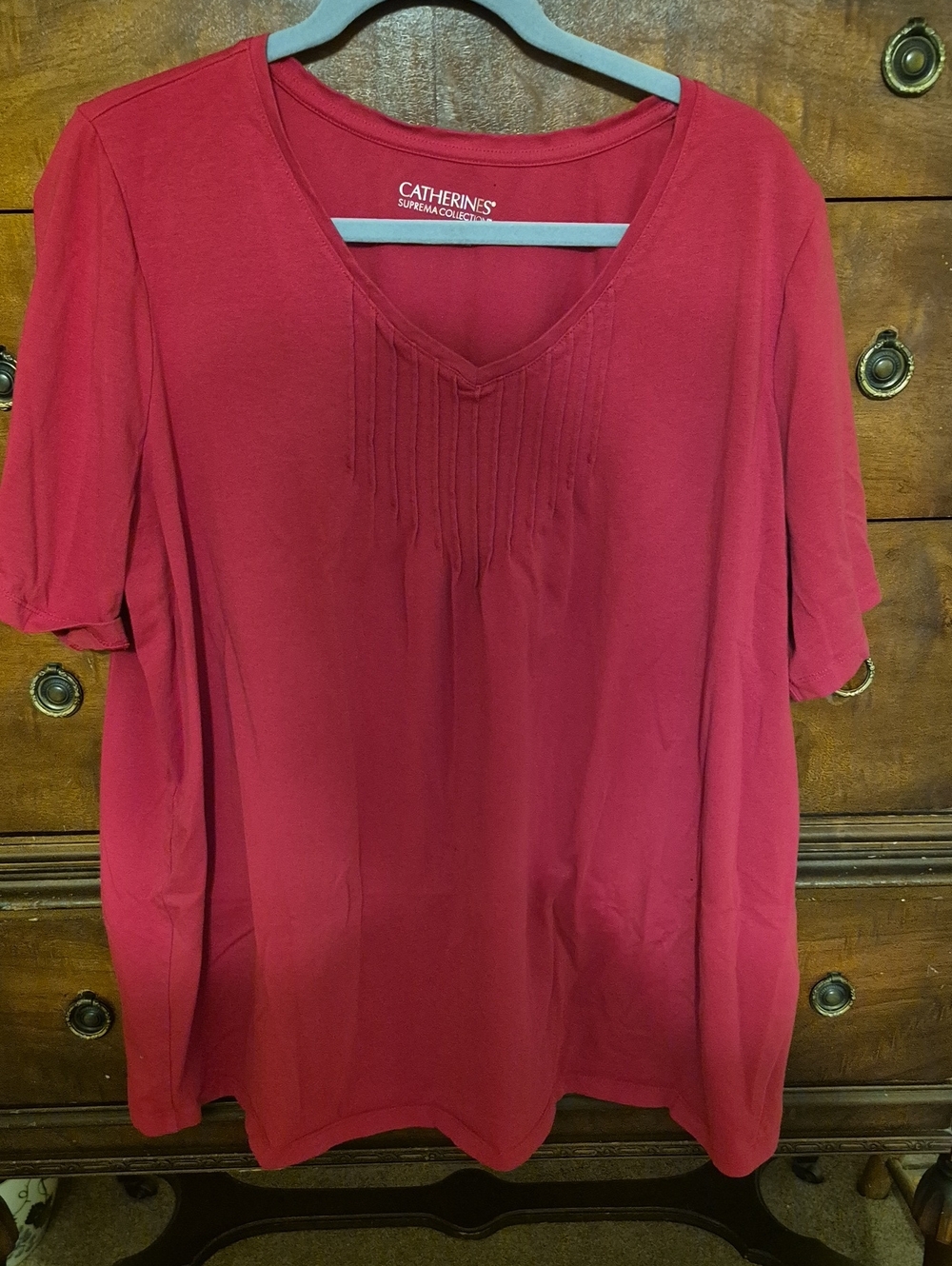Catherines Suprema Red V-Neck Pintuck Knit Tee
